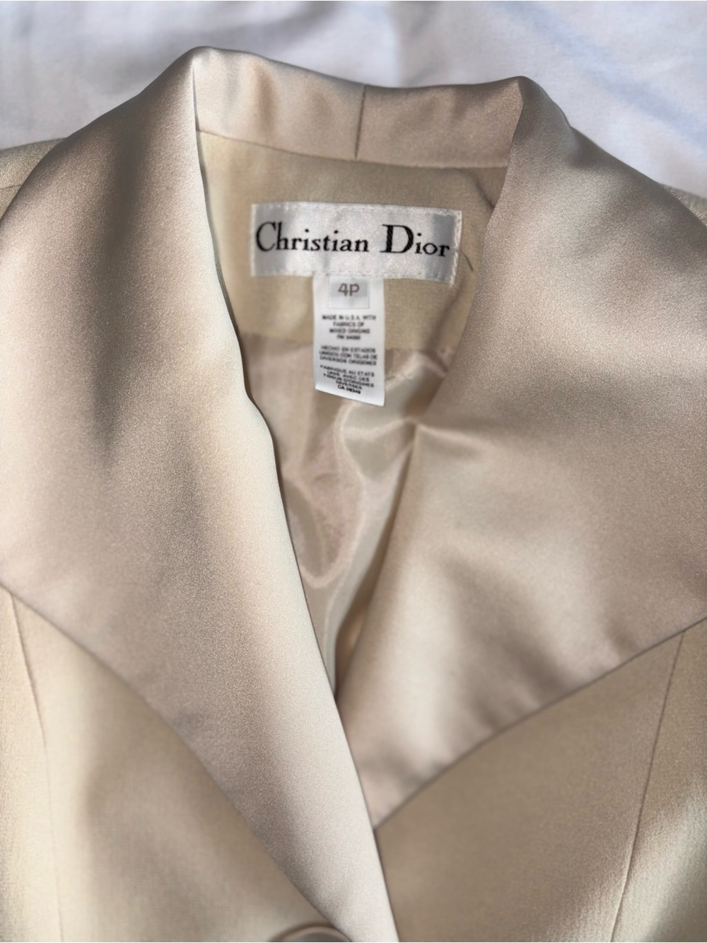 Vintage Christian Dior Beige Blazer | Satin Collar | Size 4P | Classic Jacket - Picture 4 of 7
